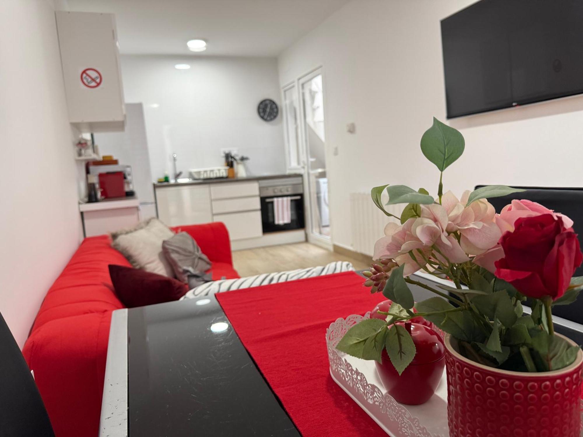 Rosa Rooms, Habitacion Con Bano Privado Pozuelo de Alarcón Extérieur photo